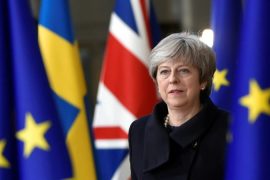 Theresa May propone al Parlamento Británico retrasar el Brexit