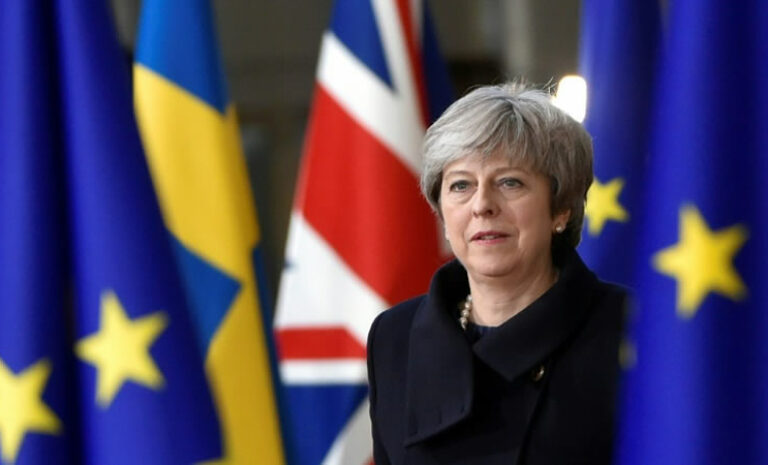 Theresa May propone al Parlamento Británico retrasar el Brexit