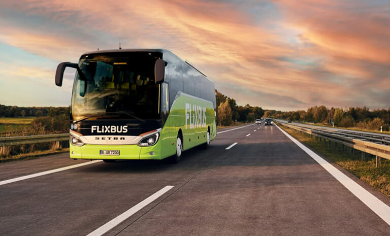 Flixbus, la empresa europea de transporte sustentable, alista operación en Chile para el 2° semestre