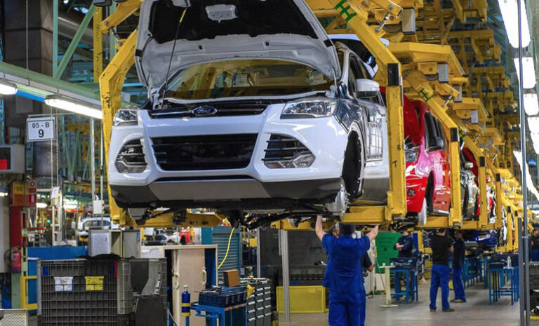 Ingresos de Ford aumentaron 11% en 2023, alcanzando los US$4.329 millones