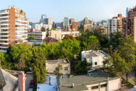 Estas son las comunas del Gran Santiago más baratas y más caras para arrendar una casa